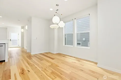 22503 70th Place W Mountlake Terrace WA 98043