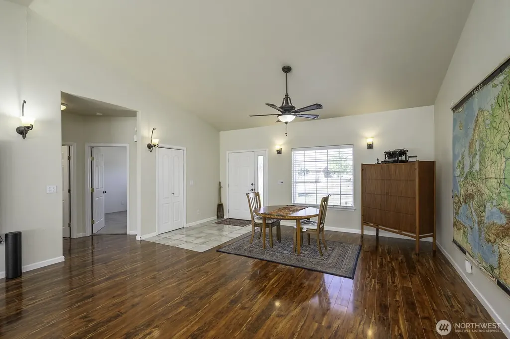 813 NW Sunburst Court Moses Lake WA 98837