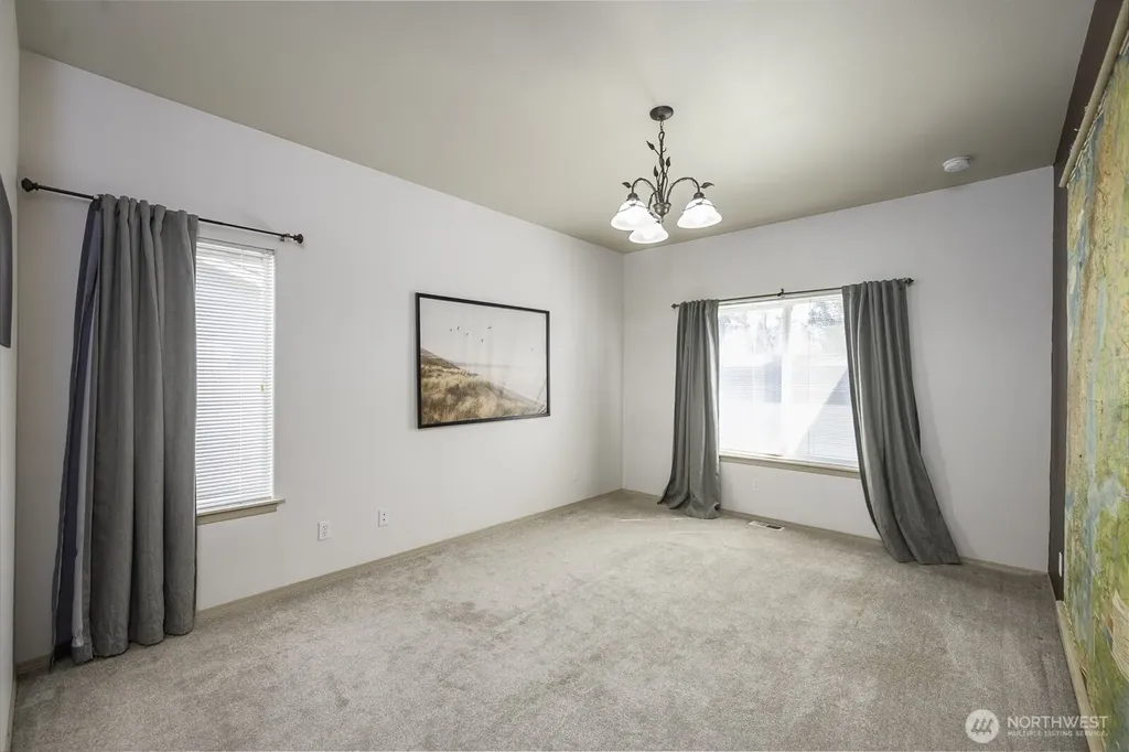 813 NW Sunburst Court Moses Lake WA 98837