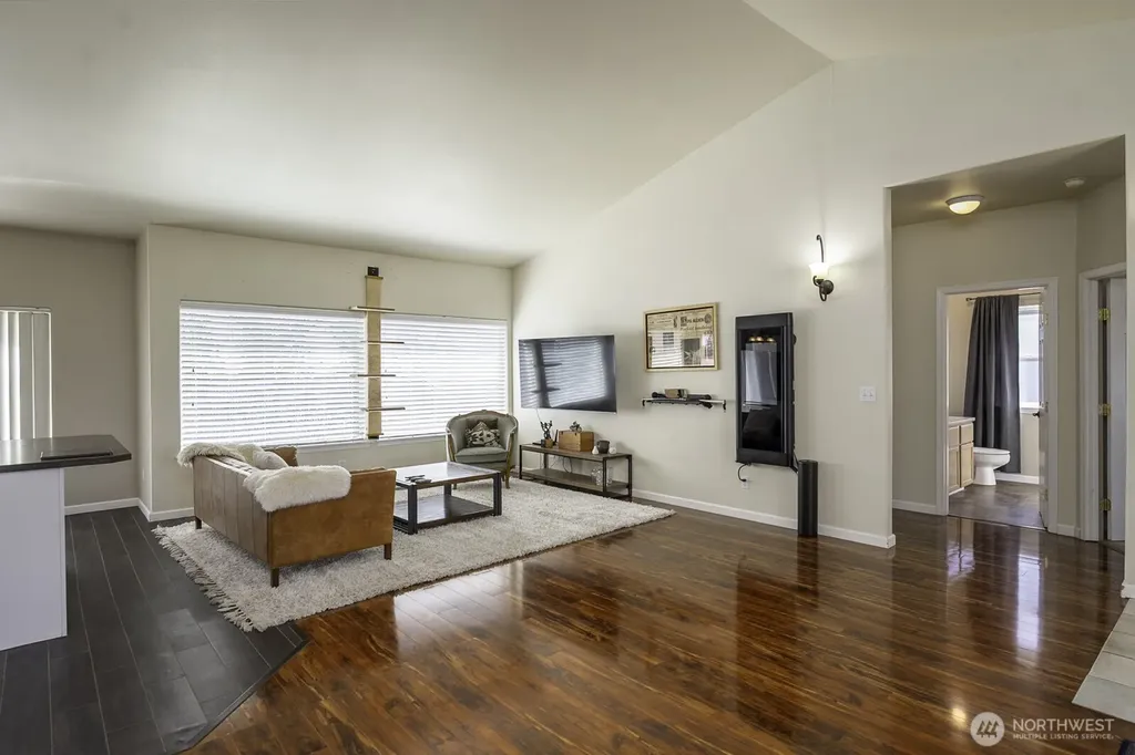 813 NW Sunburst Court Moses Lake WA 98837