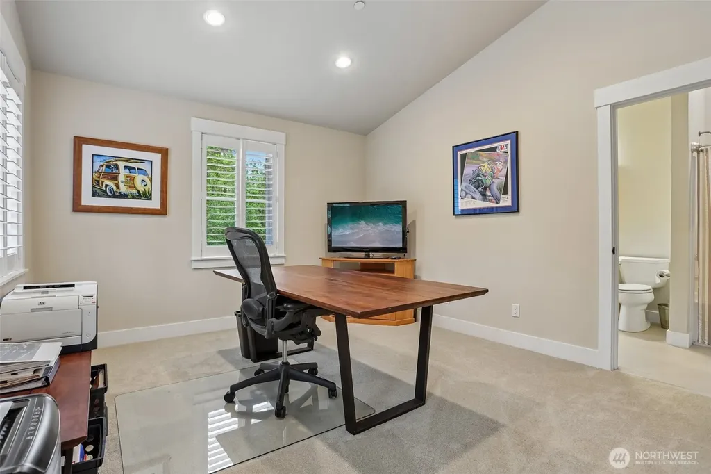 24827 NE 80th Street Redmond WA 98053