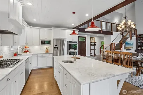 24827 NE 80th Street Redmond WA 98053