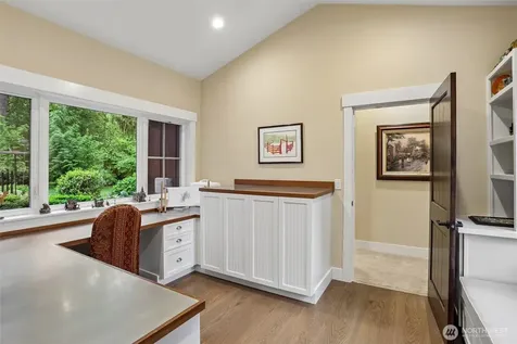 24827 NE 80th Street Redmond WA 98053