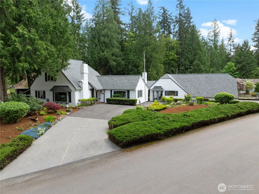 3306 217th Place SE Sammamish WA 98075