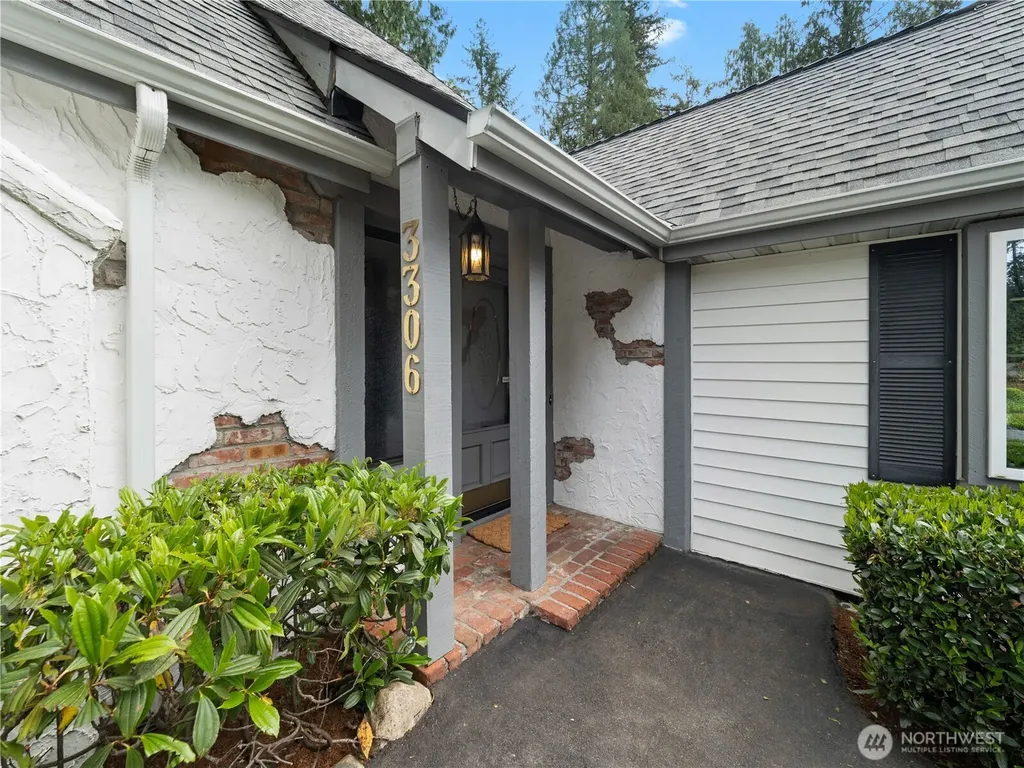 3306 217th Place SE Sammamish WA 98075