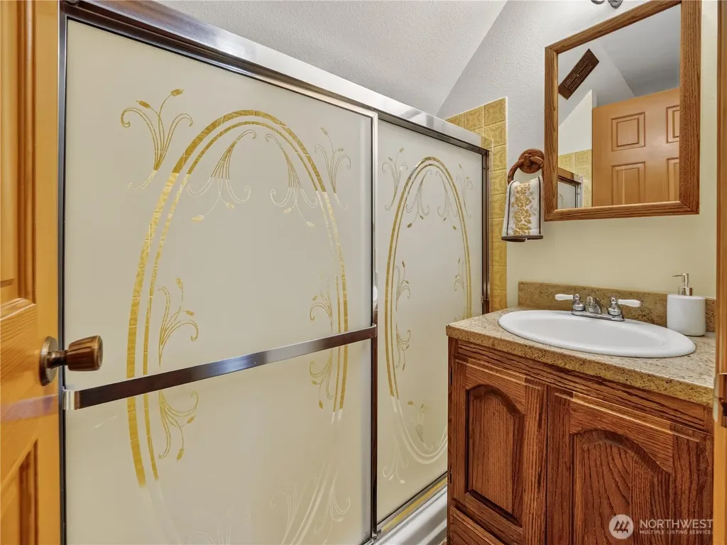 3306 217th Place SE Sammamish WA 98075