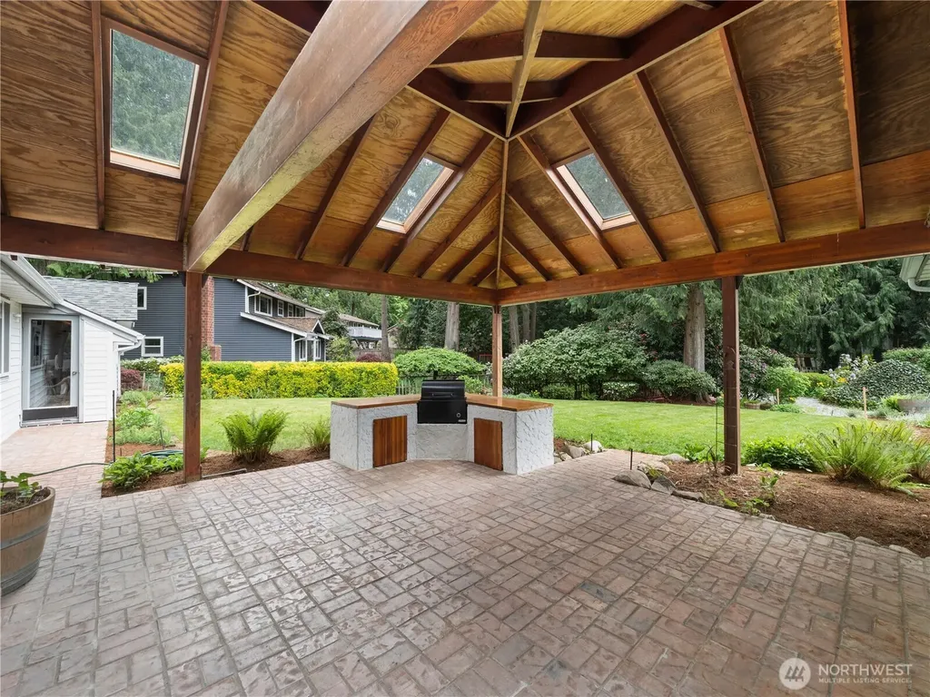 3306 217th Place SE Sammamish WA 98075
