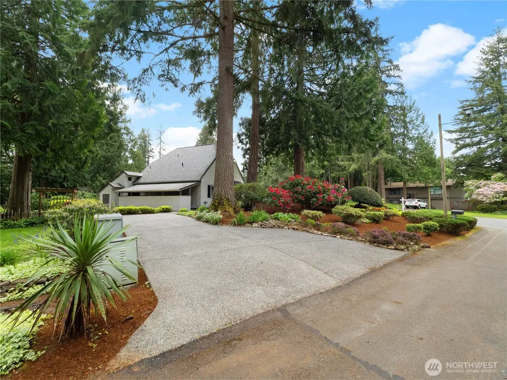 3306 217th Place SE Sammamish WA 98075