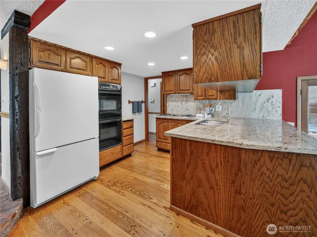 3306 217th Place SE Sammamish WA 98075