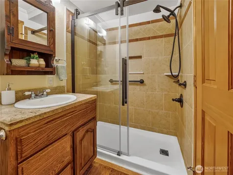 3306 217th Place SE Sammamish WA 98075