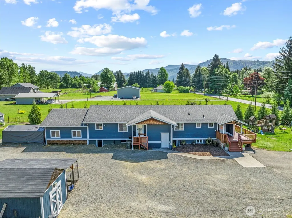 24716 NE 419th Street Amboy WA 98601