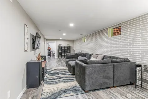 24716 NE 419th Street Amboy WA 98601