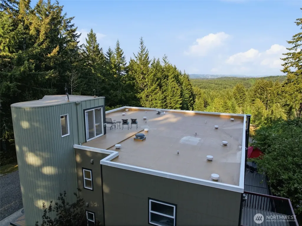 2155 Lost Creek Lane NW Bremerton WA 98312