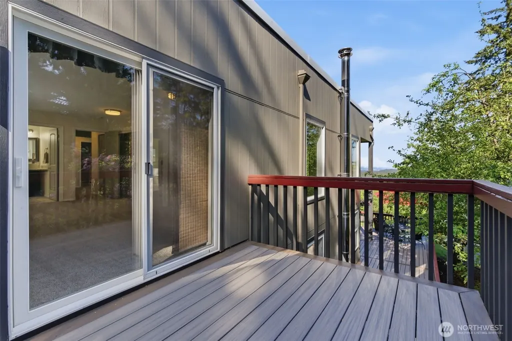 2155 Lost Creek Lane NW Bremerton WA 98312