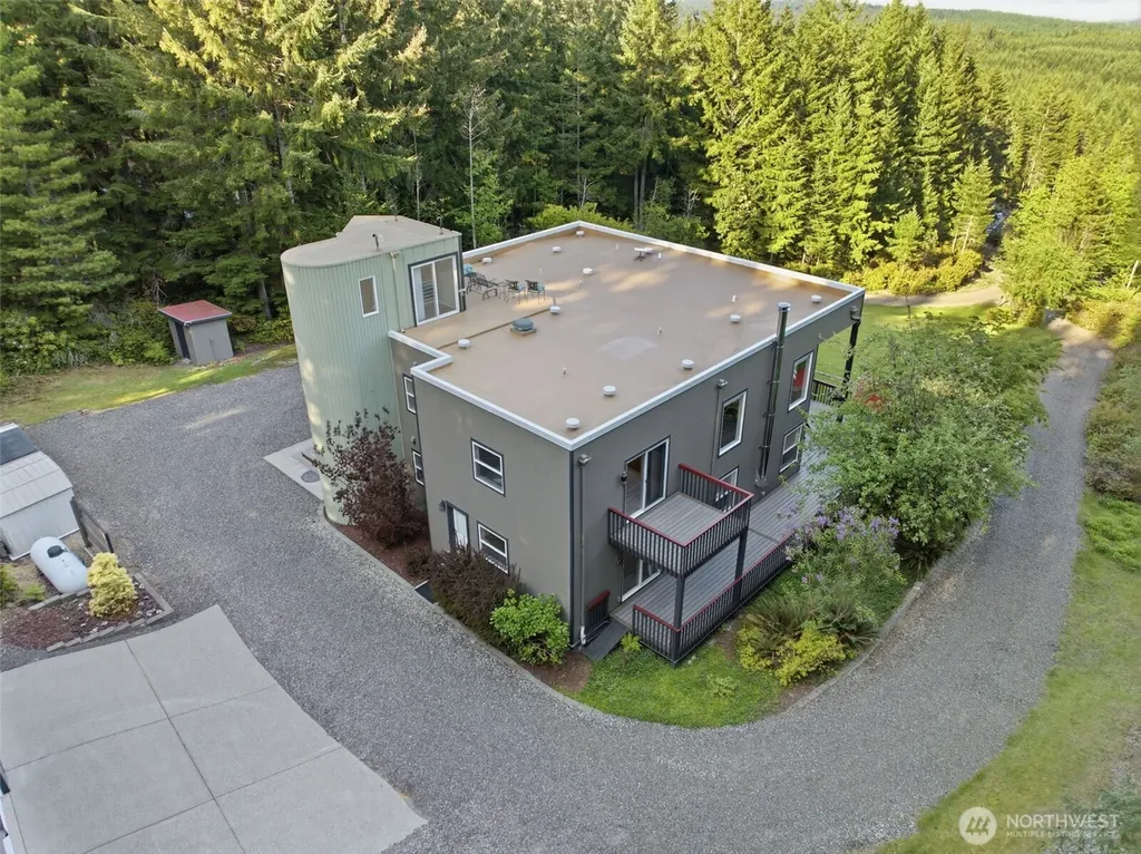 2155 Lost Creek Lane NW Bremerton WA 98312