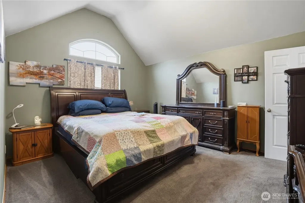 665 Tufts Avenue E Port Orchard WA 98366