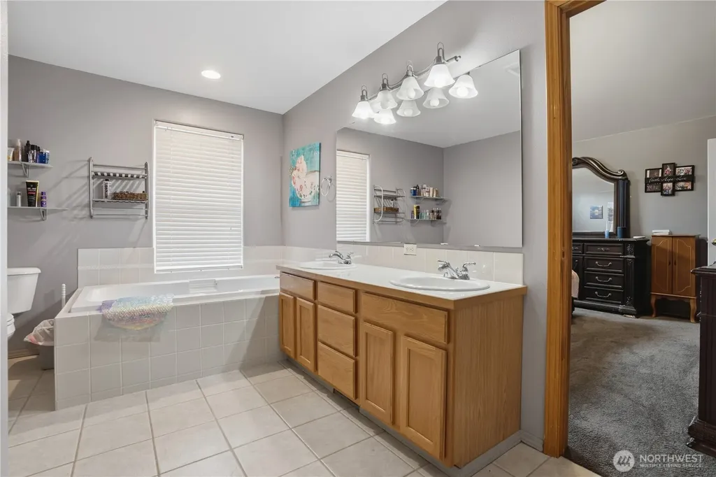 665 Tufts Avenue E Port Orchard WA 98366