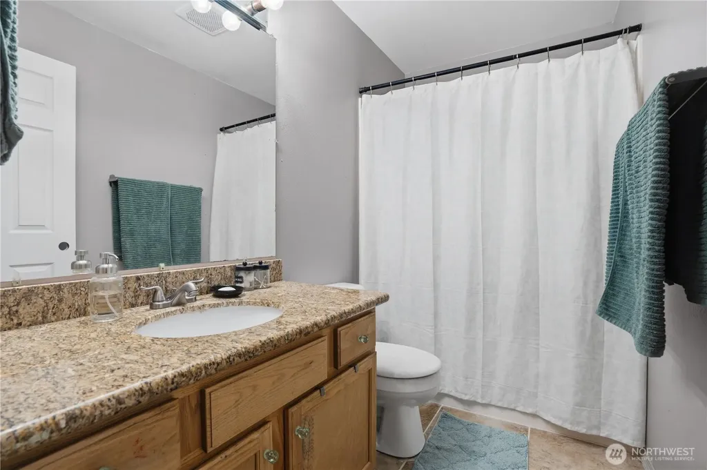 665 Tufts Avenue E Port Orchard WA 98366