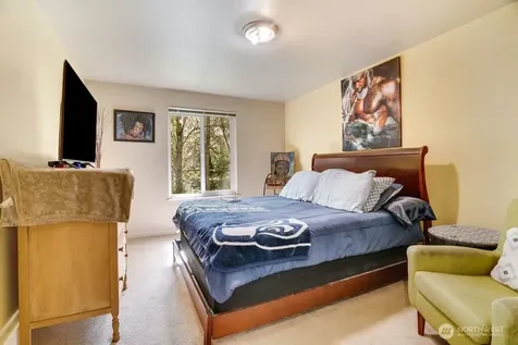 4525 S Henderson Street Seattle WA 98118
