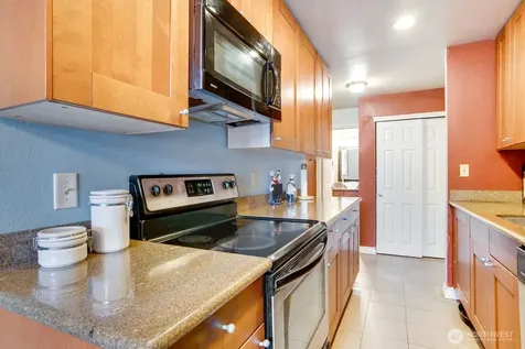 4525 S Henderson Street Seattle WA 98118