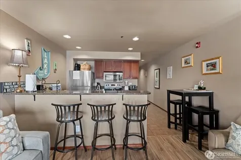 322 W Woodin Avenue Chelan WA 98816