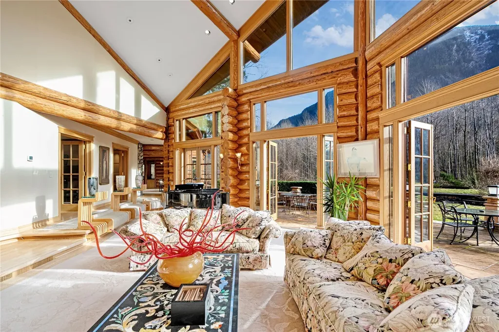 8100 428th Avenue SE Snoqualmie WA 98065