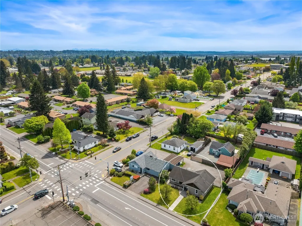 1628 Grove Street Marysville WA 98270