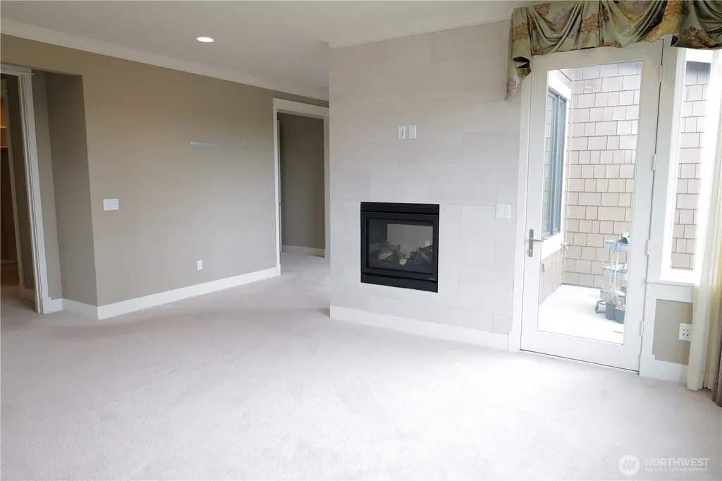 9723 NE 13th Street Clyde Hill WA 98004