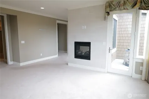 9723 NE 13th Street Clyde Hill WA 98004