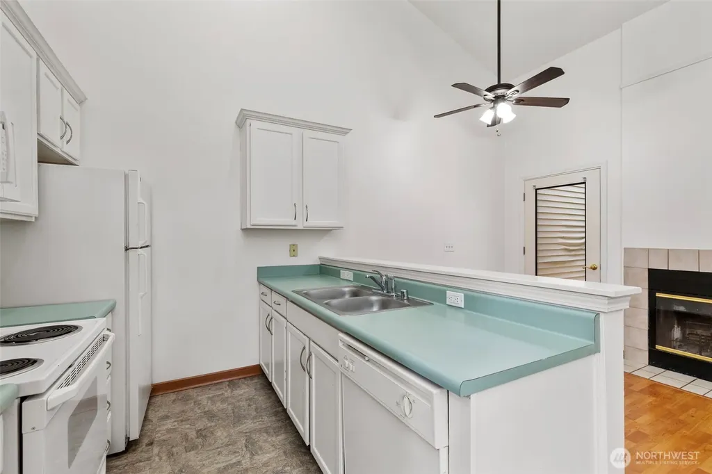 4719 NW Walgren Drive Silverdale WA 98383