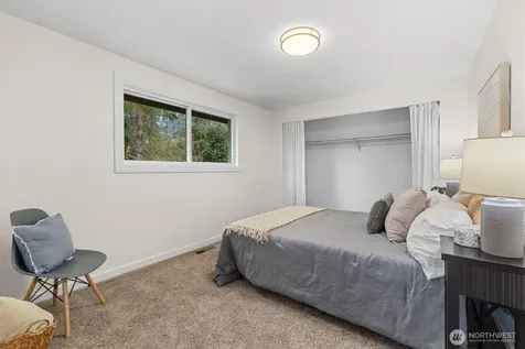 15919 NE 84th Avenue NE Kenmore WA 98028