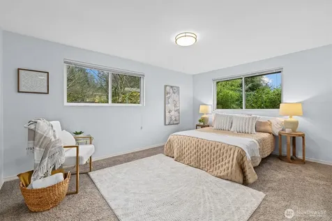 15919 NE 84th Avenue NE Kenmore WA 98028