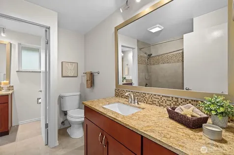 15919 NE 84th Avenue NE Kenmore WA 98028