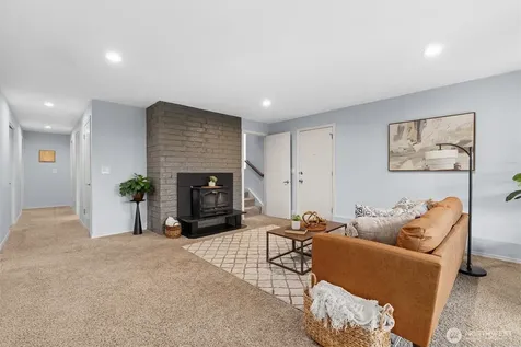 15919 NE 84th Avenue NE Kenmore WA 98028