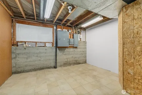 15919 NE 84th Avenue NE Kenmore WA 98028