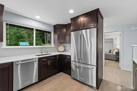 15919 NE 84th Avenue NE Kenmore WA 98028