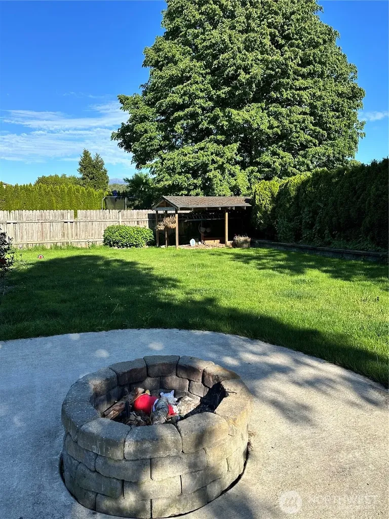 1206 Crystal Lane Burlington WA 98233