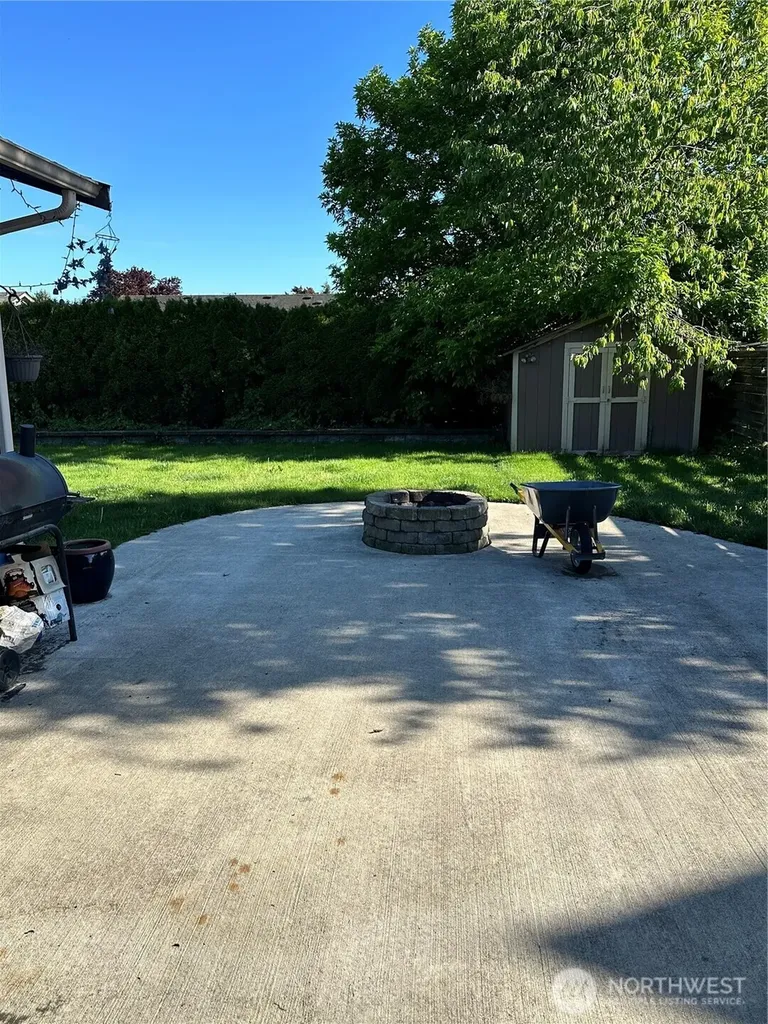 1206 Crystal Lane Burlington WA 98233
