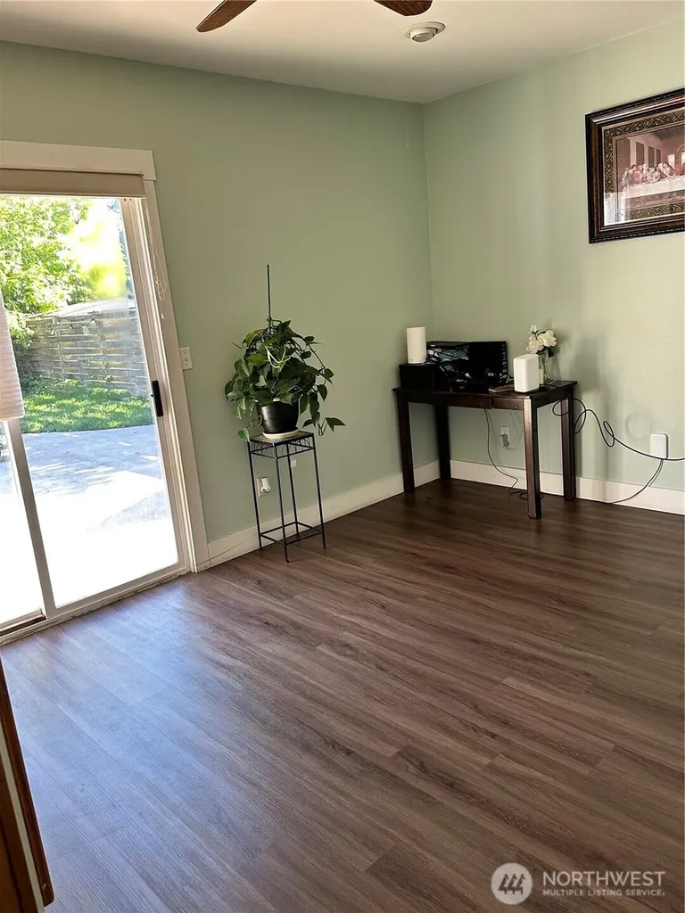 1206 Crystal Lane Burlington WA 98233