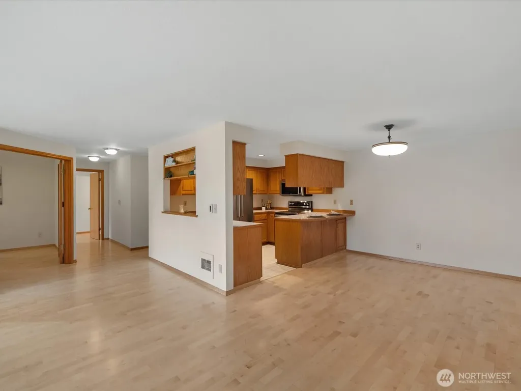 603 7th Avenue N Edmonds WA 98020