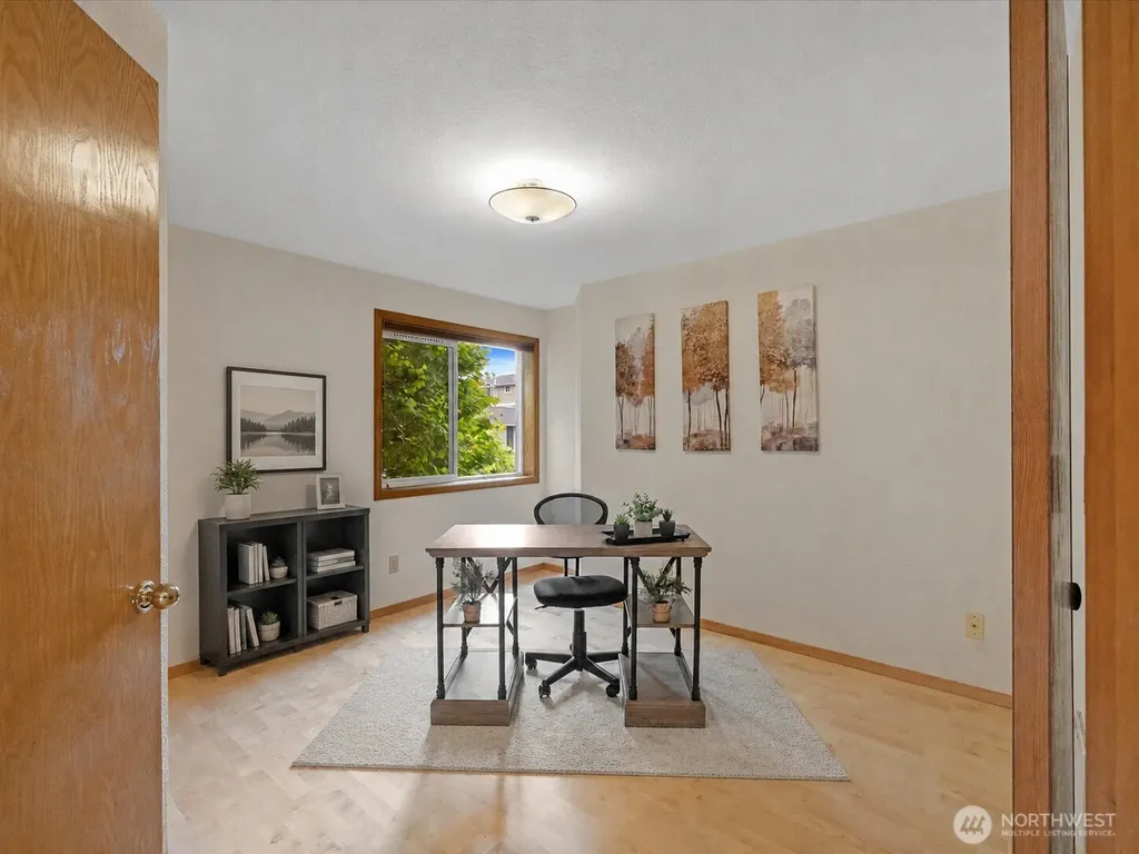 603 7th Avenue N Edmonds WA 98020