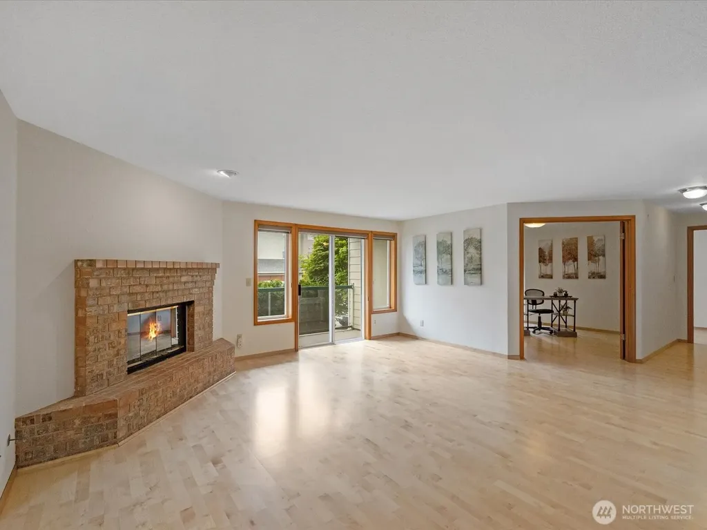603 7th Avenue N Edmonds WA 98020