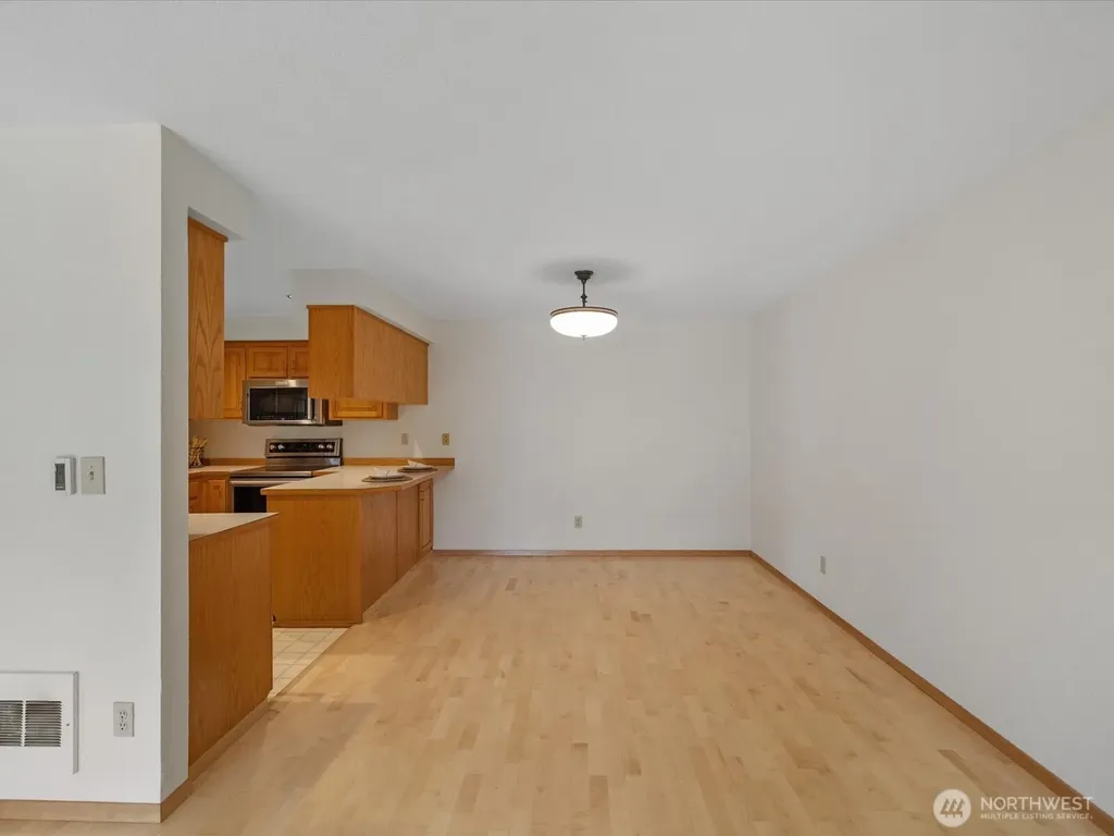 603 7th Avenue N Edmonds WA 98020