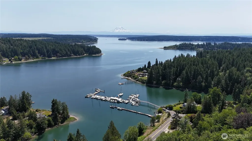 19789 Erickson Road SW Longbranch WA 98351