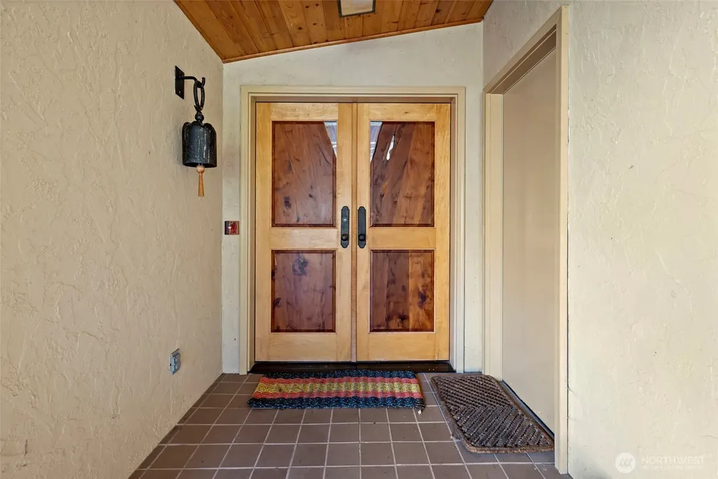 5477 Wilkinson Road Langley WA 98260