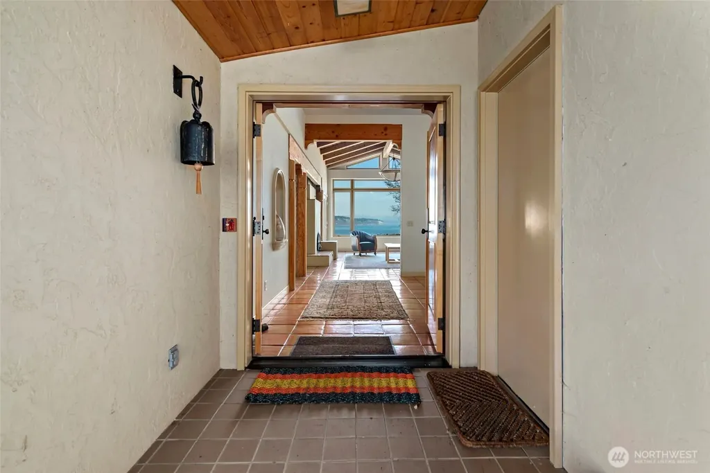 5477 Wilkinson Road Langley WA 98260