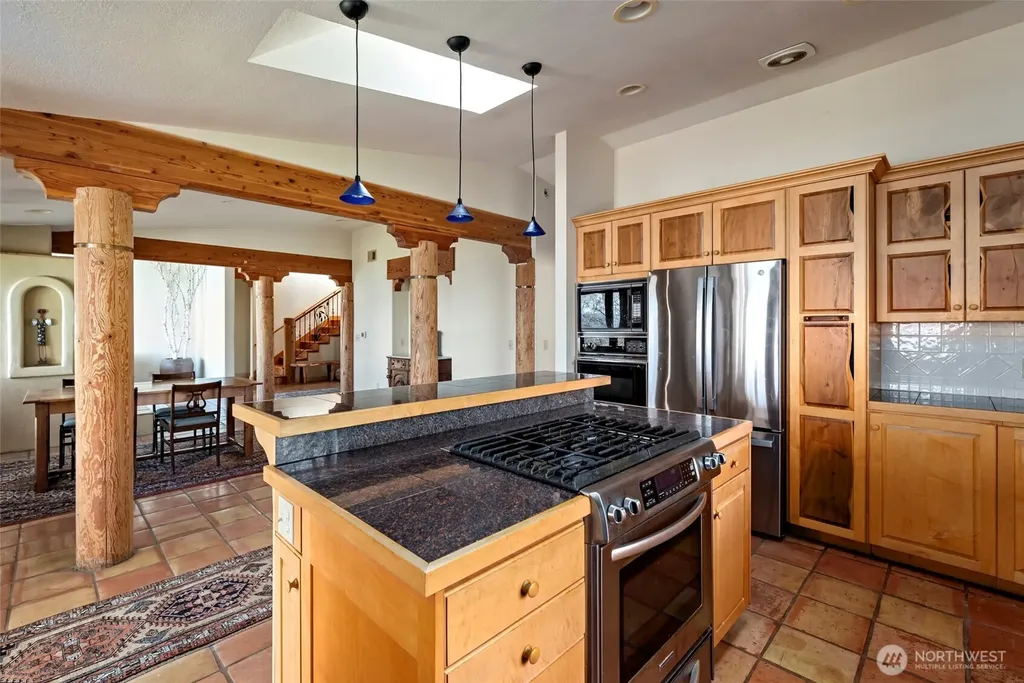 5477 Wilkinson Road Langley WA 98260
