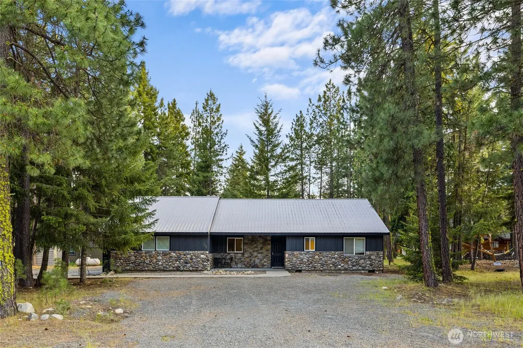 750 Evergreen Valley Loop Road Ronald WA 98940