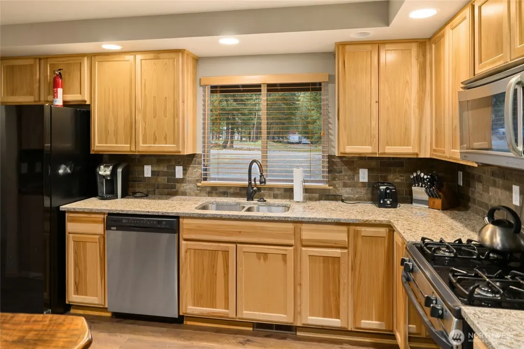 750 Evergreen Valley Loop Road Ronald WA 98940