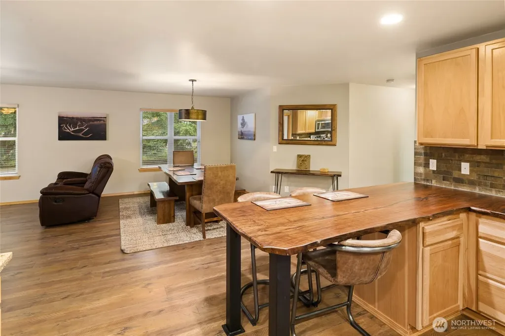 750 Evergreen Valley Loop Road Ronald WA 98940